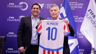 Reapareció Mauricio Macri para hablar de fútbol y criticó a Julio Grondona: "En AFA daba muy poco lugar a la opinión"